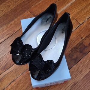 Cat & Jack Black Dress Shoes with Bow